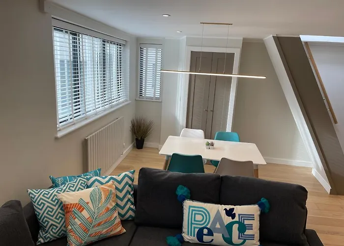 Lovely Modern Apartment In The Lanes
